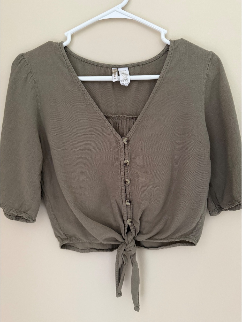 S Japna 100% Viscose olive green tie, slightly cropped